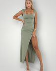 Elegante Kjoledress für besondere Anlässe 0