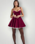 Mini Festkjole mit Eleganter Silhouette 2