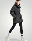 Damenjacke Mit Gürtel Für Elegante Silhouette - Nordic Boutique & Co.