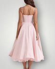 Elegantes Damenkleid für Hochzeitsgäste mit bequemem Schnitt - Nordic Boutique & Co.