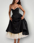 Elegantes Damenkleid für Hochzeitsgäste mit bequemem Schnitt - Nordic Boutique & Co.