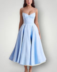 Elegantes Damenkleid für Hochzeitsgäste mit bequemem Schnitt - Nordic Boutique & Co.