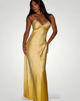 Elegantes Damenkleid mit Verführerischem V - Ausschnitt - Nordic Boutique & Co.