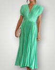 Elegantes Plisseekleid für besondere Anlässe - Nordic Boutique & Co.
