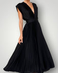 Elegantes Plisseekleid für besondere Anlässe - Nordic Boutique & Co.