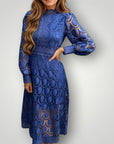 Fransenkleid für Damen mit eleganter Silhouette - Nordic Boutique & Co.