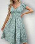 Midi - Kleid mit eleganter Silhouette - Nordic Boutique & Co.