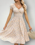 Midi - Kleid mit eleganter Silhouette - Nordic Boutique & Co.