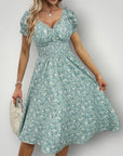 Midi - Kleid mit eleganter Silhouette - Nordic Boutique & Co.