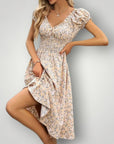 Midi - Kleid mit eleganter Silhouette - Nordic Boutique & Co.