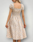 Midi - Kleid mit eleganter Silhouette - Nordic Boutique & Co.