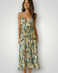 Midi - Kleid mit eleganter Silhouette für jeden Anlass - Nordic Boutique & Co.