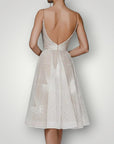 Elegante Kleid mit Offenem Rücken 1