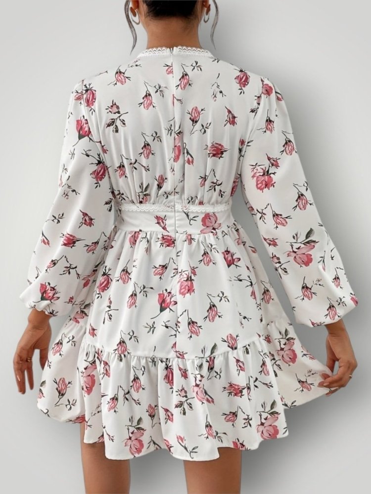 Blütenmuster - Kleid für elegante Anlässe - Nordic Boutique & Co.