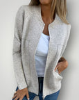 Damenjacke Mit Reißverschluss Für Elegante Momente - Nordic Boutique & Co.