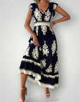 Elegantes Blütenmuster - Kleid für Hochzeitsgäste - Nordic Boutique & Co.