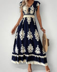 Elegantes Blütenmuster - Kleid für Hochzeitsgäste - Nordic Boutique & Co.