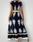 Elegantes Blütenmuster - Kleid für Hochzeitsgäste - Nordic Boutique & Co.