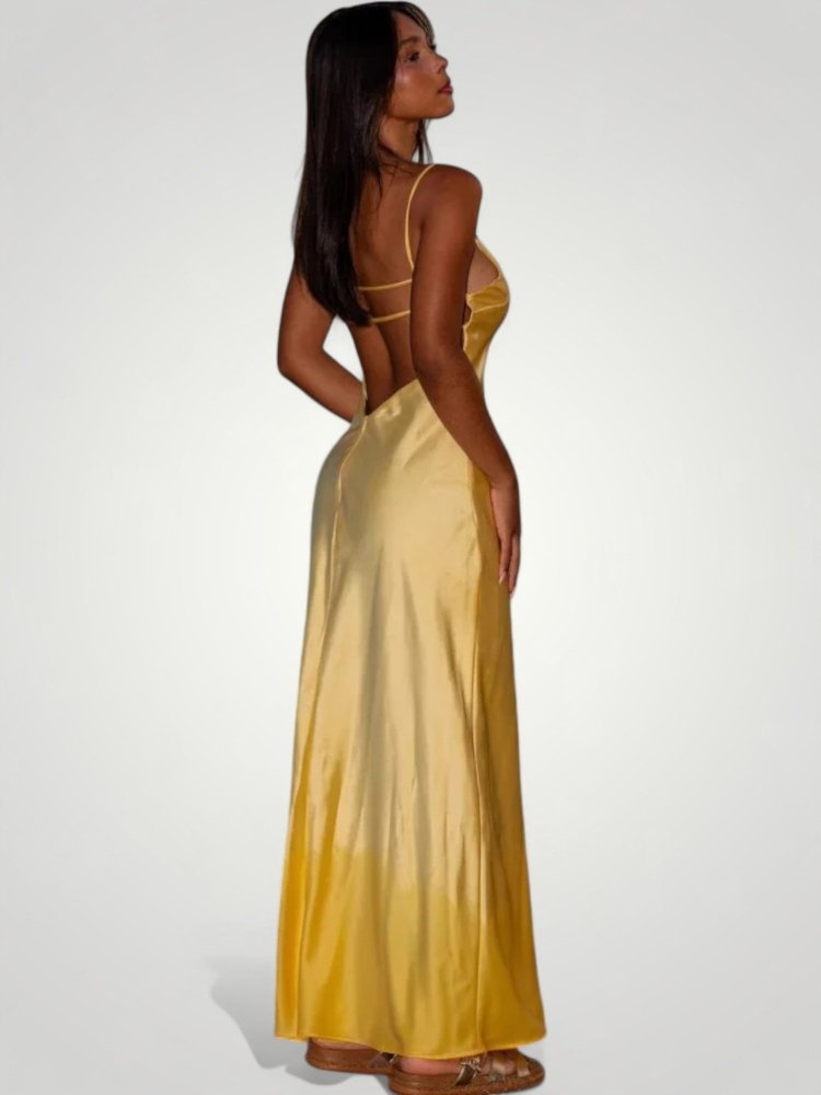 Elegantes Damenkleid mit Verführerischem V - Ausschnitt - Nordic Boutique & Co.
