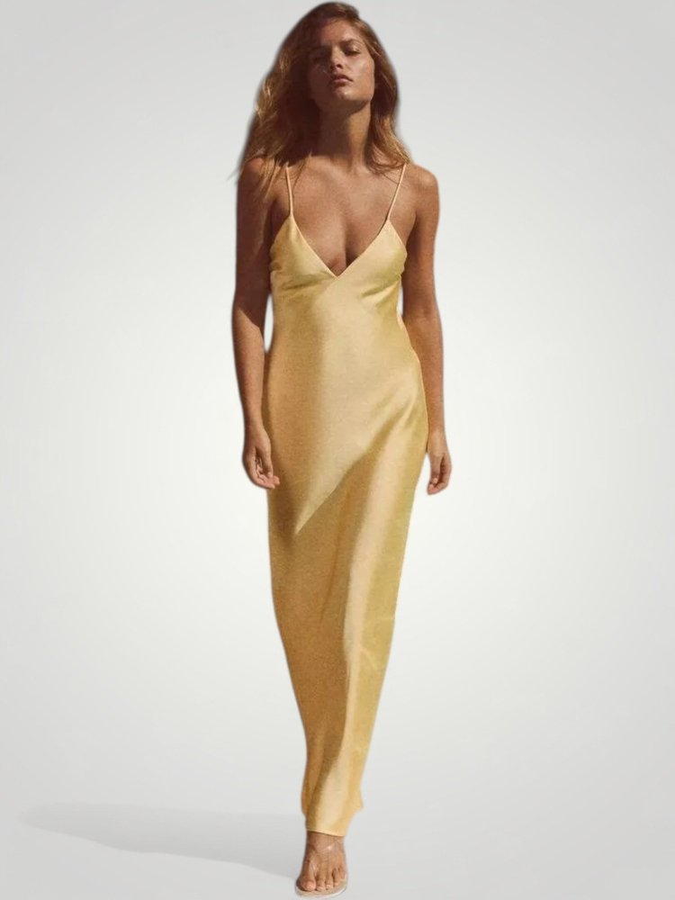 Elegantes Damenkleid mit Verführerischem V - Ausschnitt - Nordic Boutique & Co.
