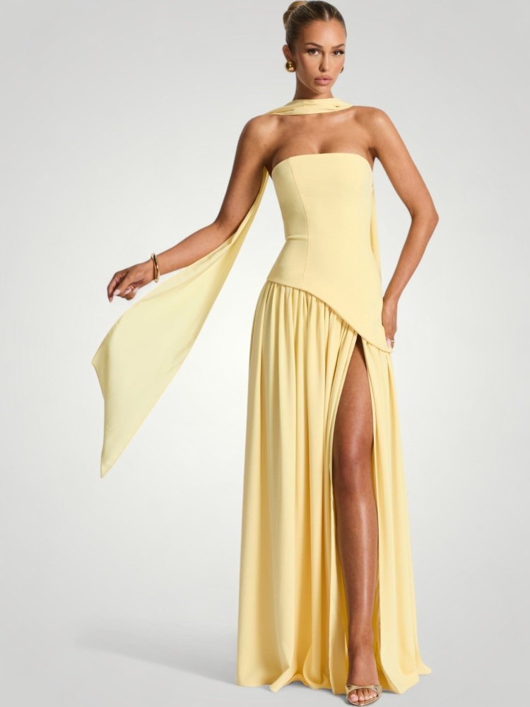Elegantes Maxikleid mit Asymmetrischem Design - Nordic Boutique & Co.