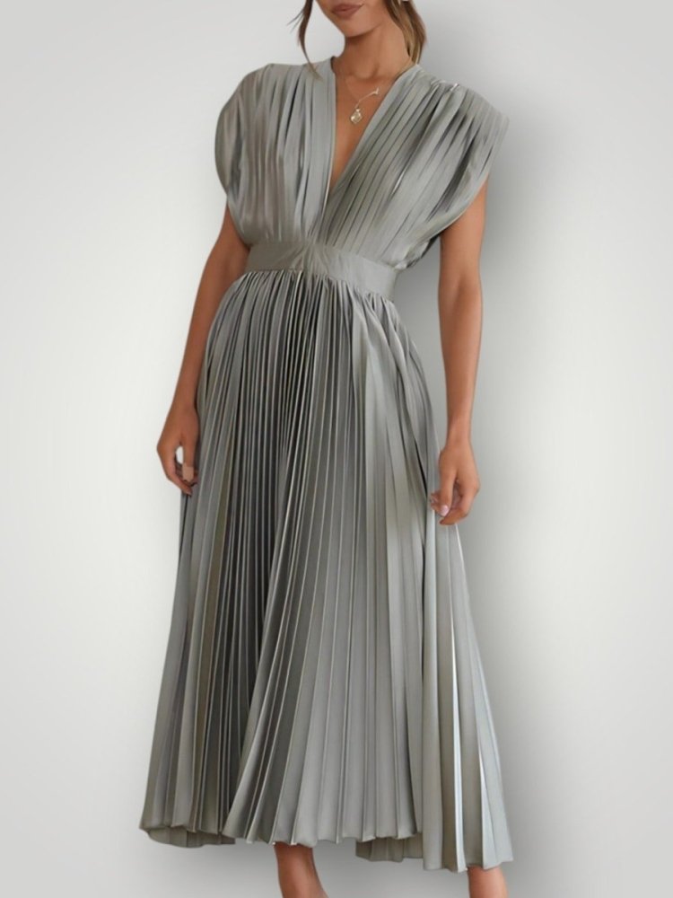 Elegantes Plisseekleid für besondere Anlässe - Nordic Boutique &amp; Co.