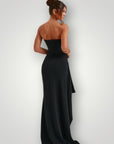 Elegantes trägerloses Maxikleid für den Sommer - Nordic Boutique & Co.
