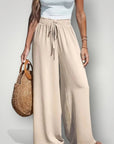 Hochtaillierte Hosen für elegante Silhouetten - Nordic Boutique & Co.
