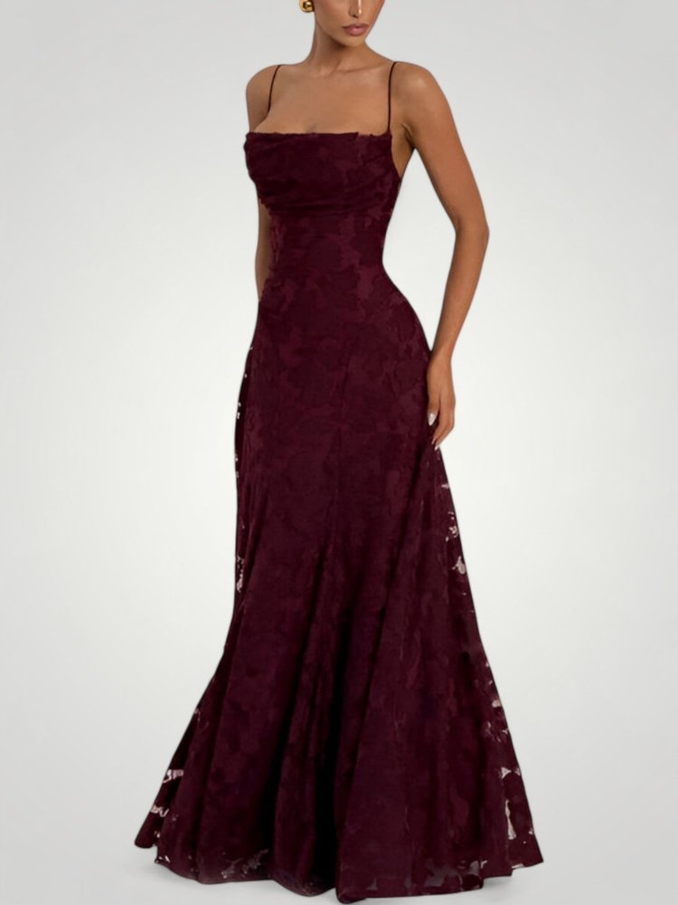 Schwarzes Maxikleid mit Eleganter Spitzenüberlagerung - Nordic Boutique &amp; Co.