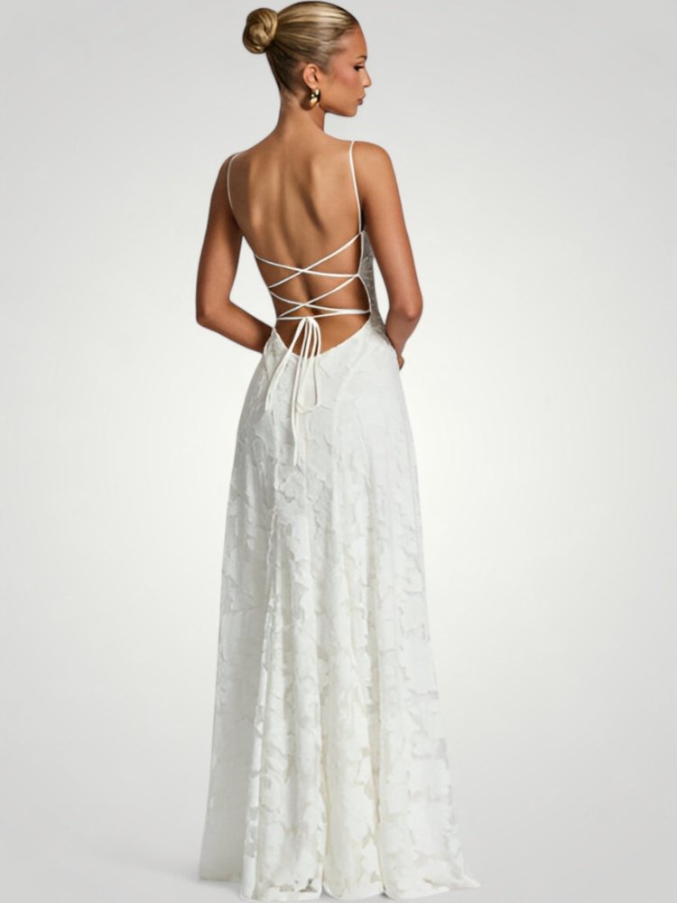 Schwarzes Maxikleid mit Eleganter Spitzenüberlagerung - Nordic Boutique & Co.