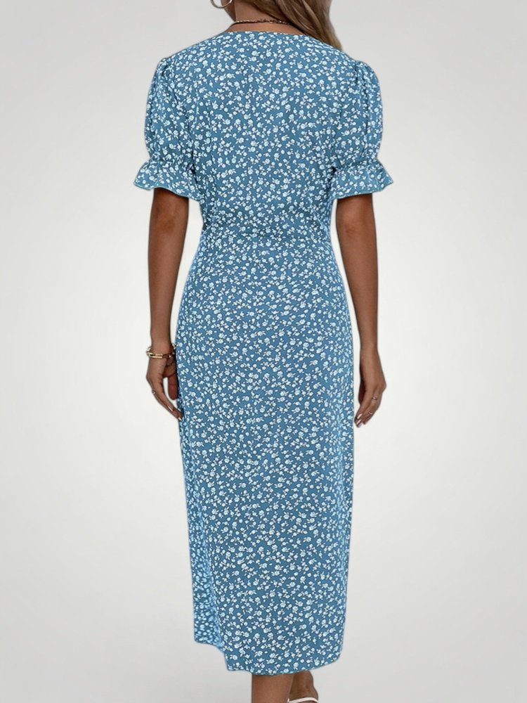 V - Ausschnitt Kleid mit Vintage - Blumenmuster, Femininer Stil - Nordic Boutique & Co.